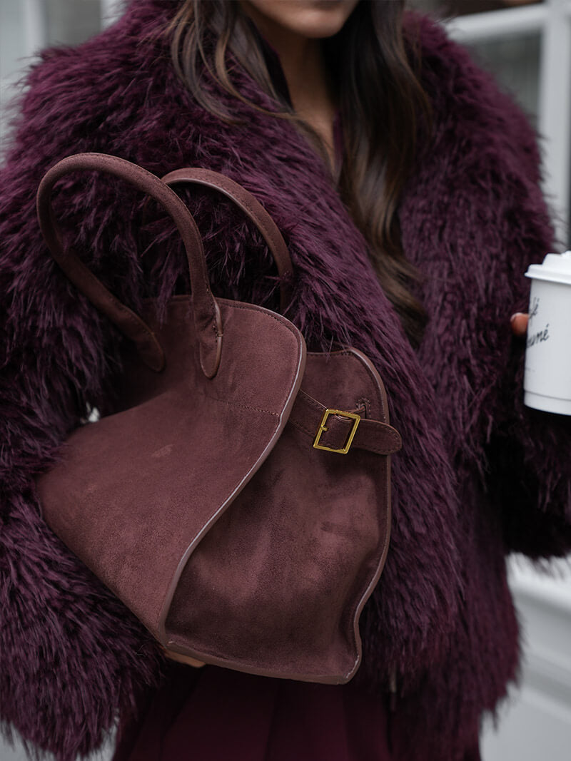 Yumí  Suède Shoulder Bag