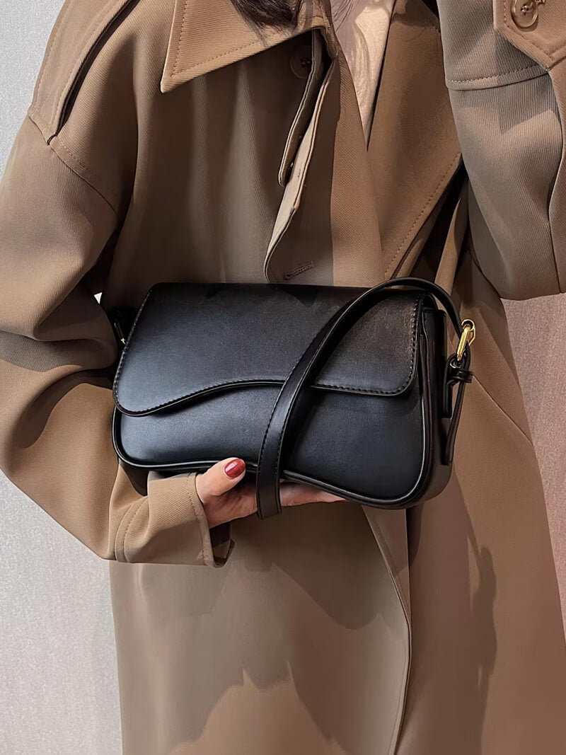 Nomī Shoulder Bag,