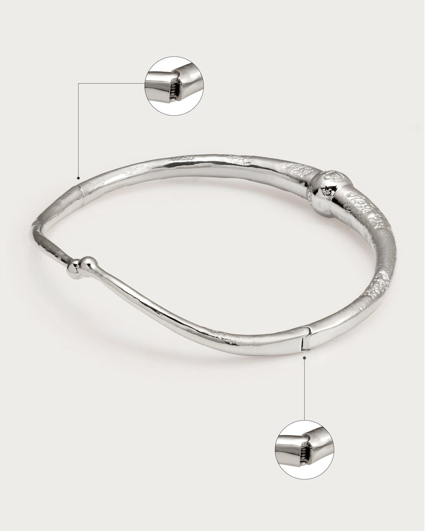 The Muse Choker in Silver